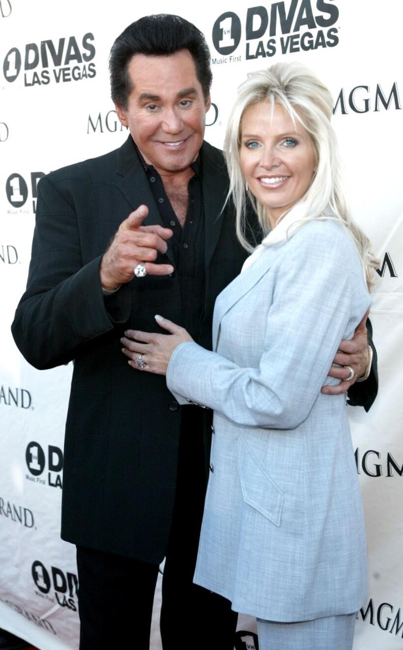 Wayne Newton and his wife at the 5th Annual VH1 Divas Las Vegas concert.