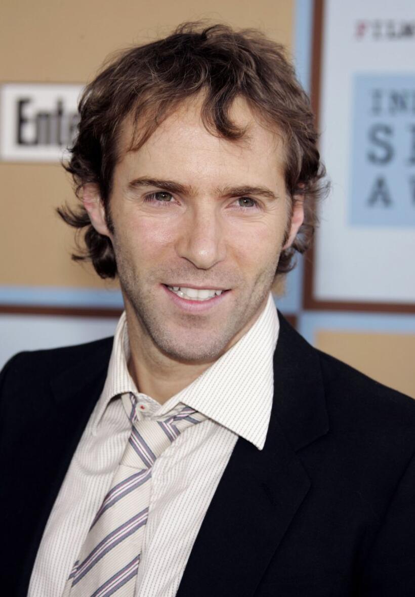 Alessandro Nivola at the Film Independents 2006 Independent Spirit Awards.