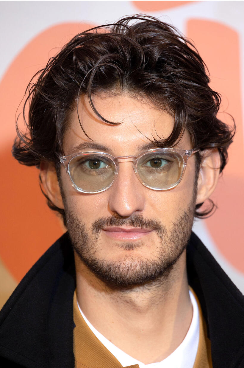 PIerre Niney at the "Les Bad Guys" photocall in Paris.