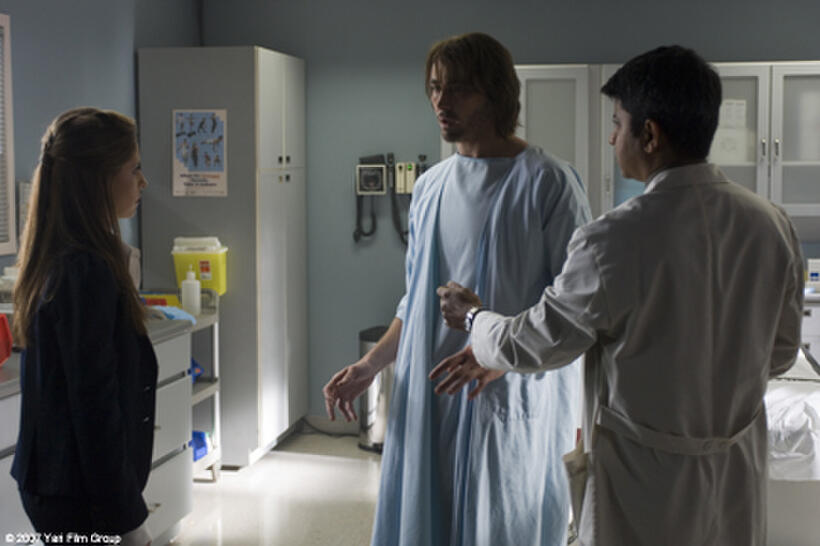 Sarah Michelle Gellar and Lee Pace in "Possession."