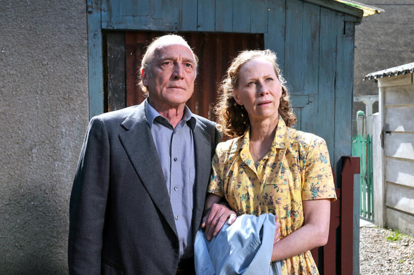 Andre Wilms as Marcel Marx and Kati Outinen as Arletty in "Le Havre."
