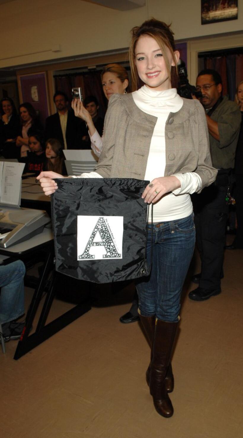 Haley Bennett at the VH1 Save the Music Foundation.