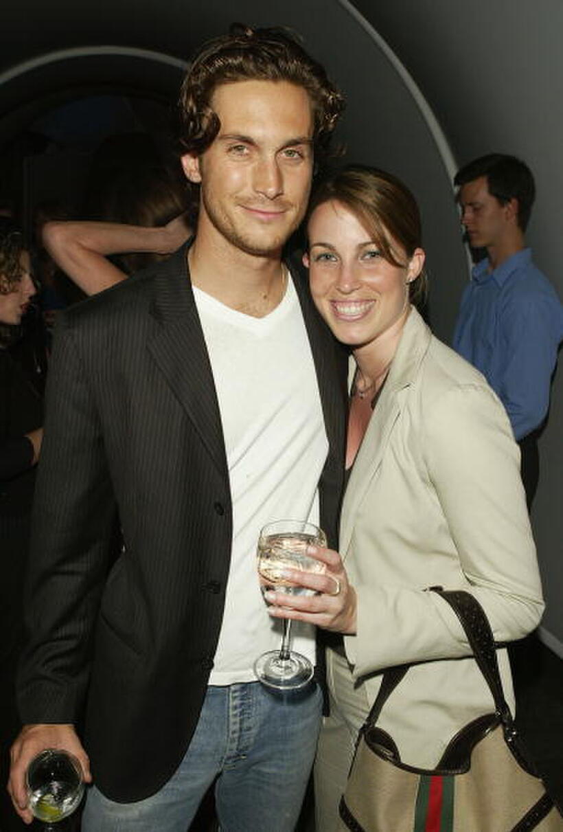 Jessica Pare and Oliver Hudson at the WB Upfront All-Star Party.