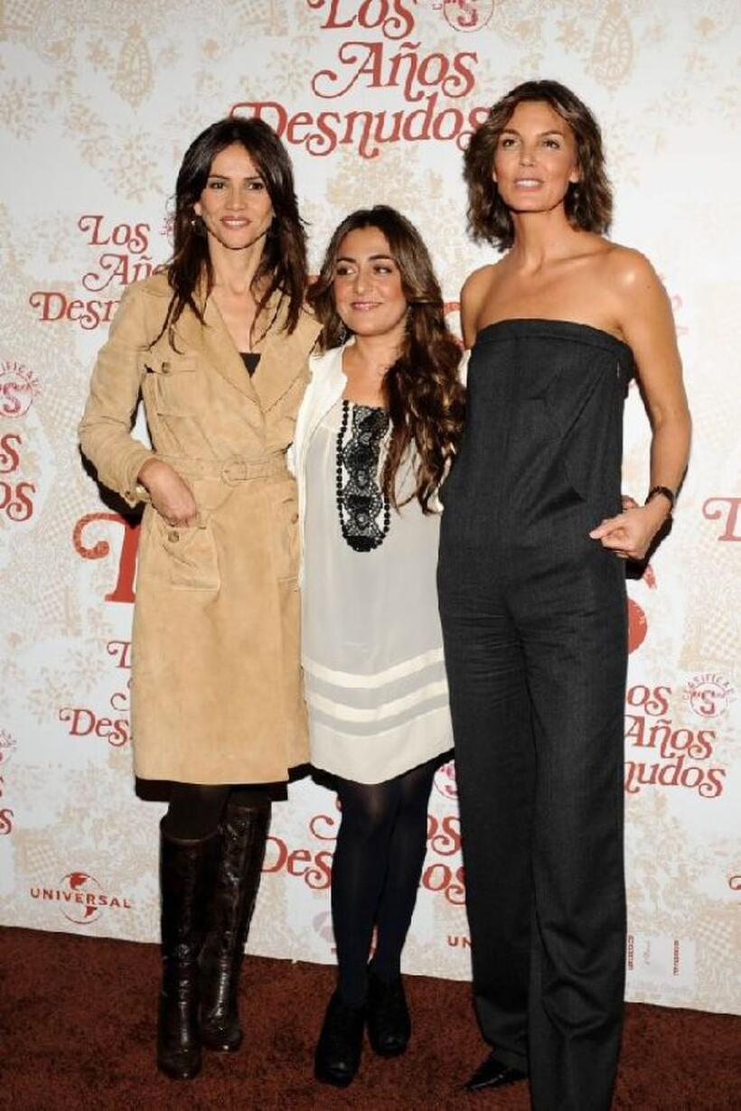Goya Toledo, Candela Pena and Mar Flores at the photocall of "Los Anos Desnudos."