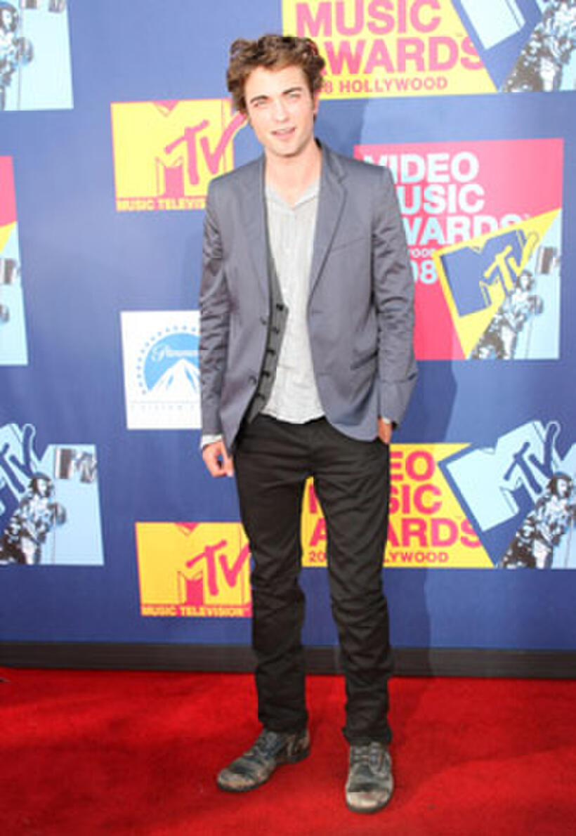 "Twilight" stars Robert Pattinson at the 2008 MTV Video Music Awards in L.A.