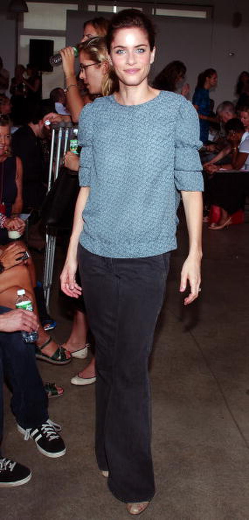 Amanda Peet at the Thakoon Spring 2006 fashion show during Olympus Fashion Week in N.Y.
