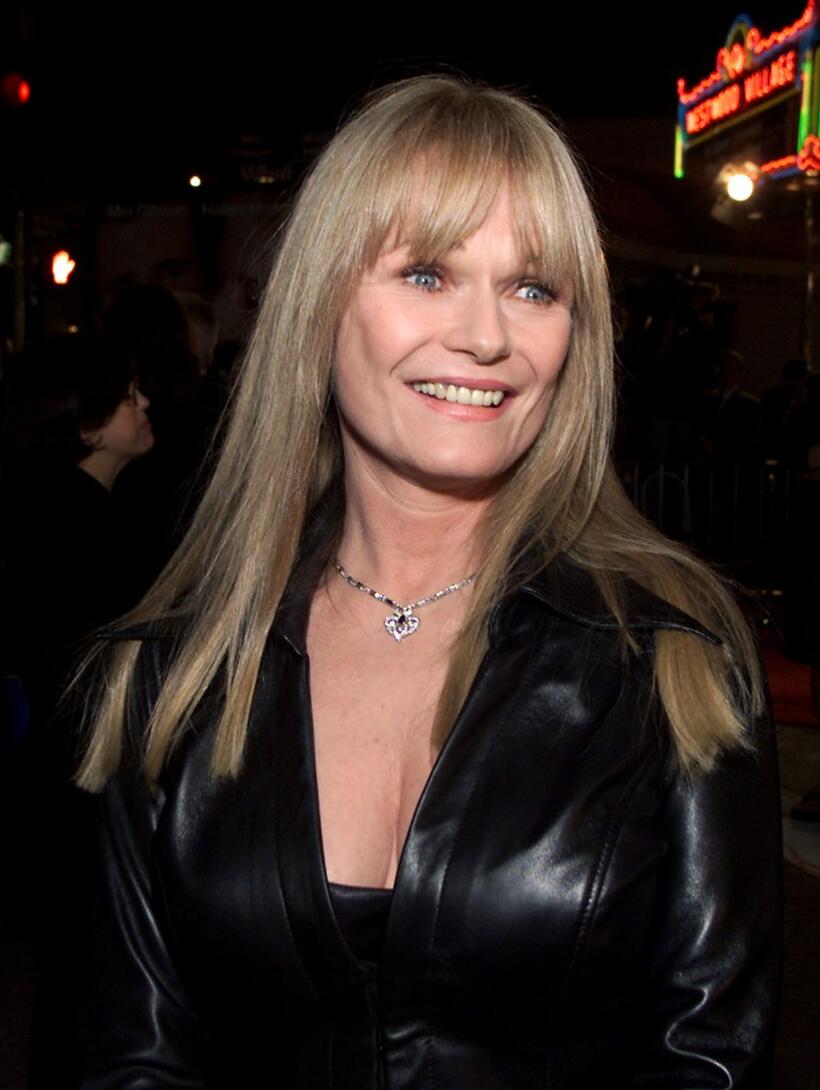 Valerie Perrine at the premiere of "What Women Want'".
