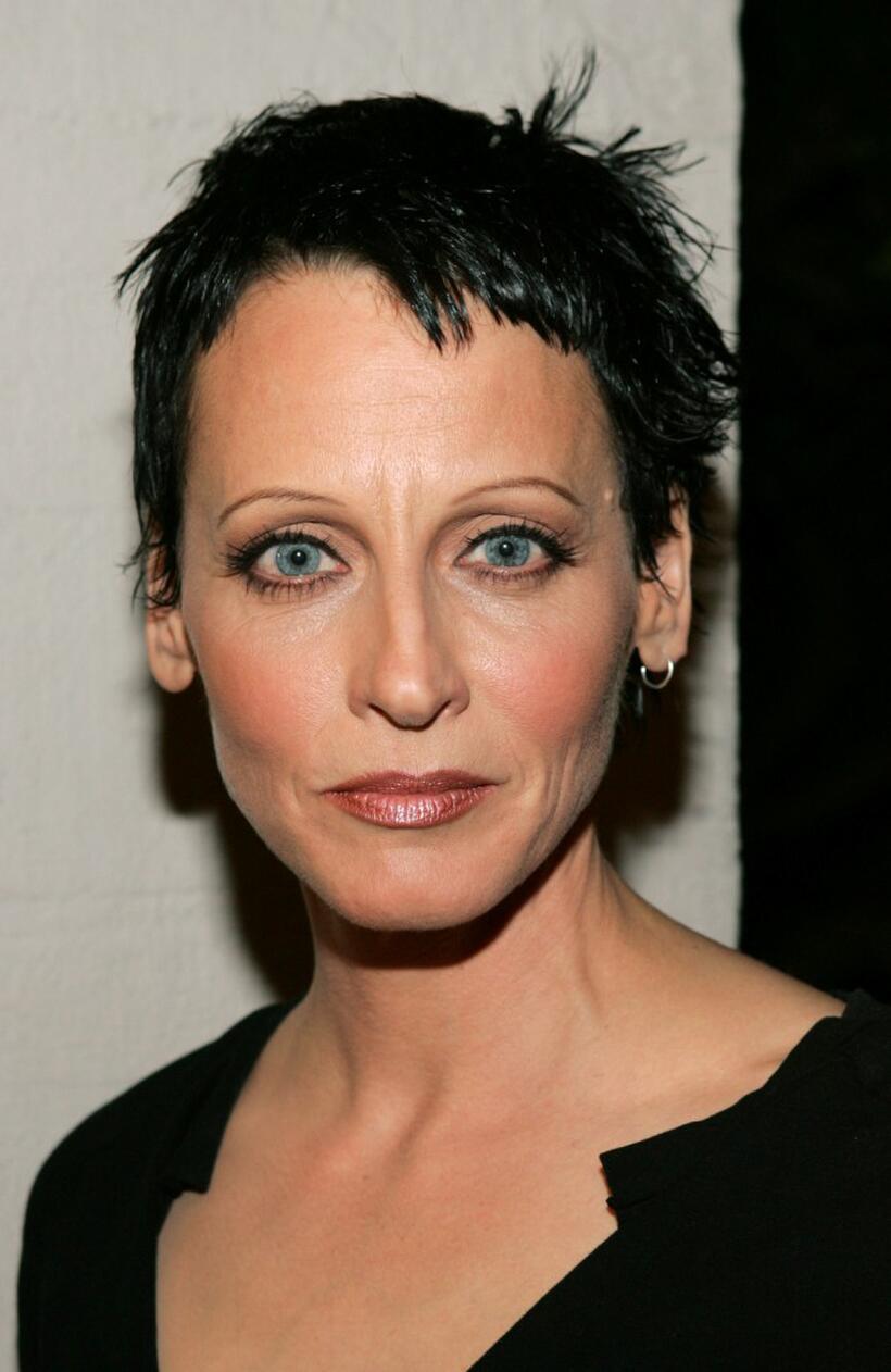 Lori Petty at the 2005 Worldwide V-Day Campaign presentation of The Vagina Monologues.