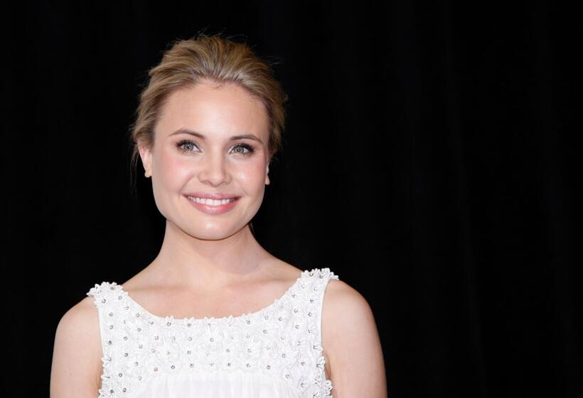 Leah Pipes at the ShoWest 2009 Awards Ceremony.