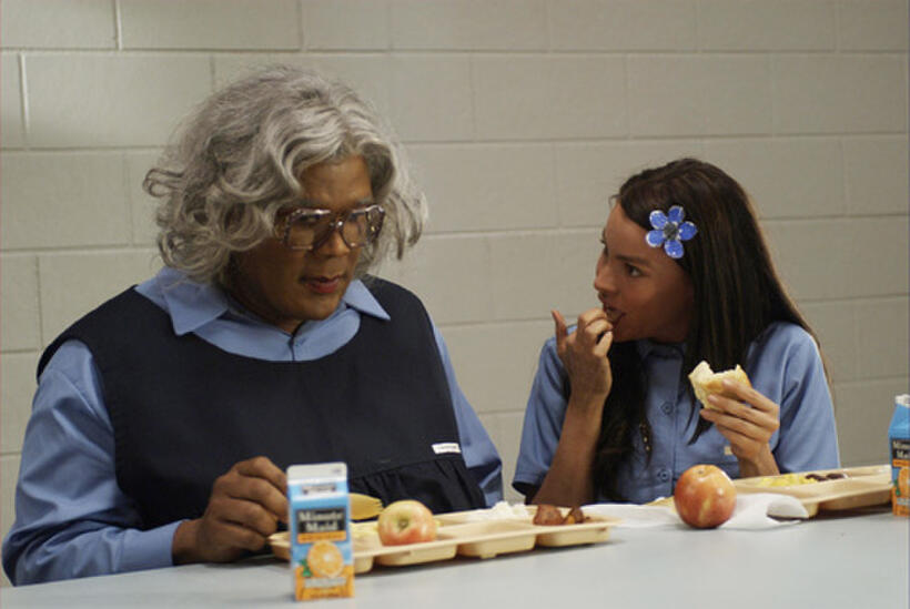 Tyler Perry as Madea and Sofia Vergara as T.T. in "Tyler Perry's Madea Goes to Jail."