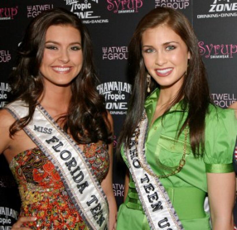 Jillian Wunderlich and Shareece Pfeiffer at the Fashion Rocks the Universe fashion show.