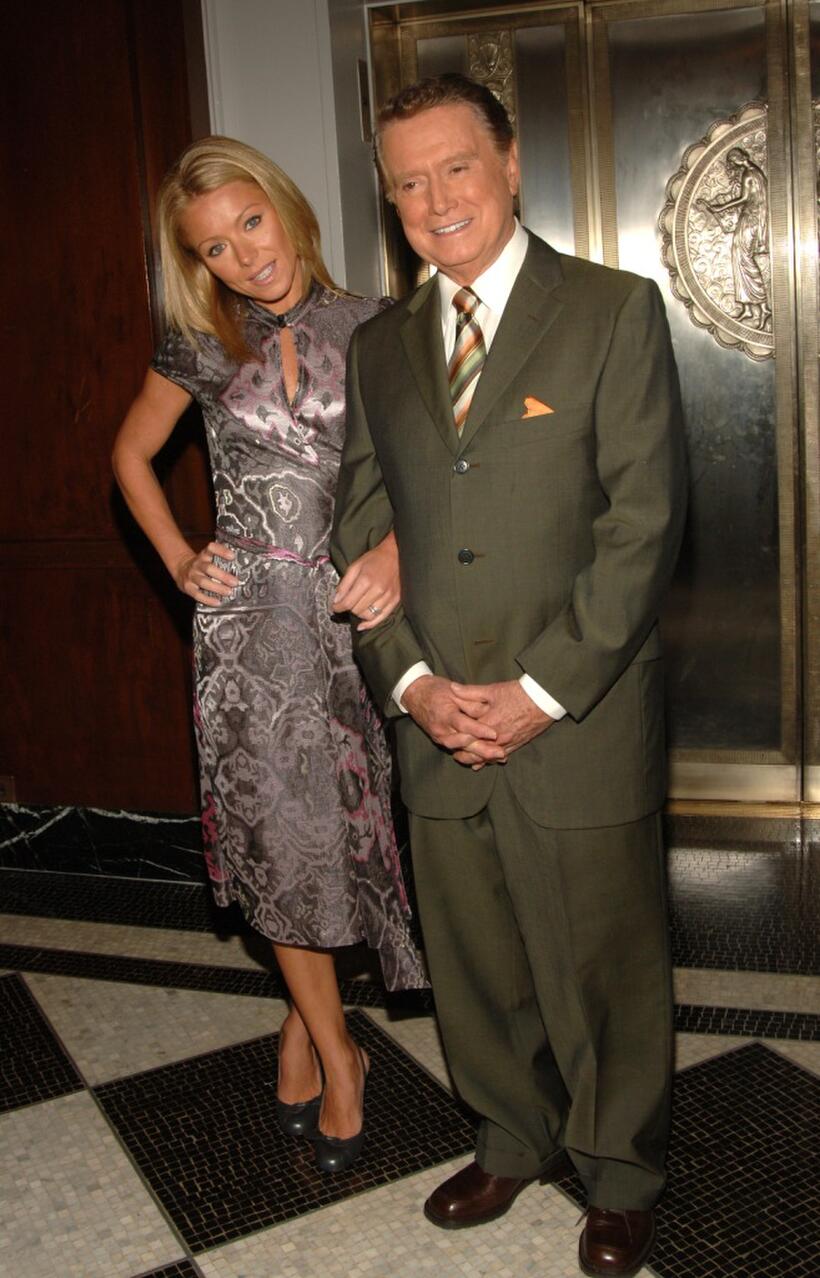 Kelly Ripa and Regis Philbin at the 2005 IRTS Foundation Awards.