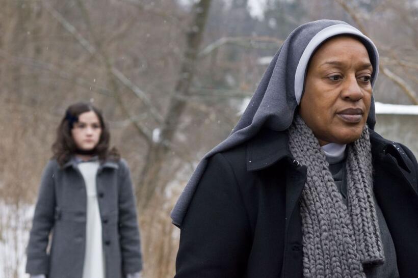 Isabelle Fuhrman as Esther and CCH Pounder as Sister Abigail in "Orphan."