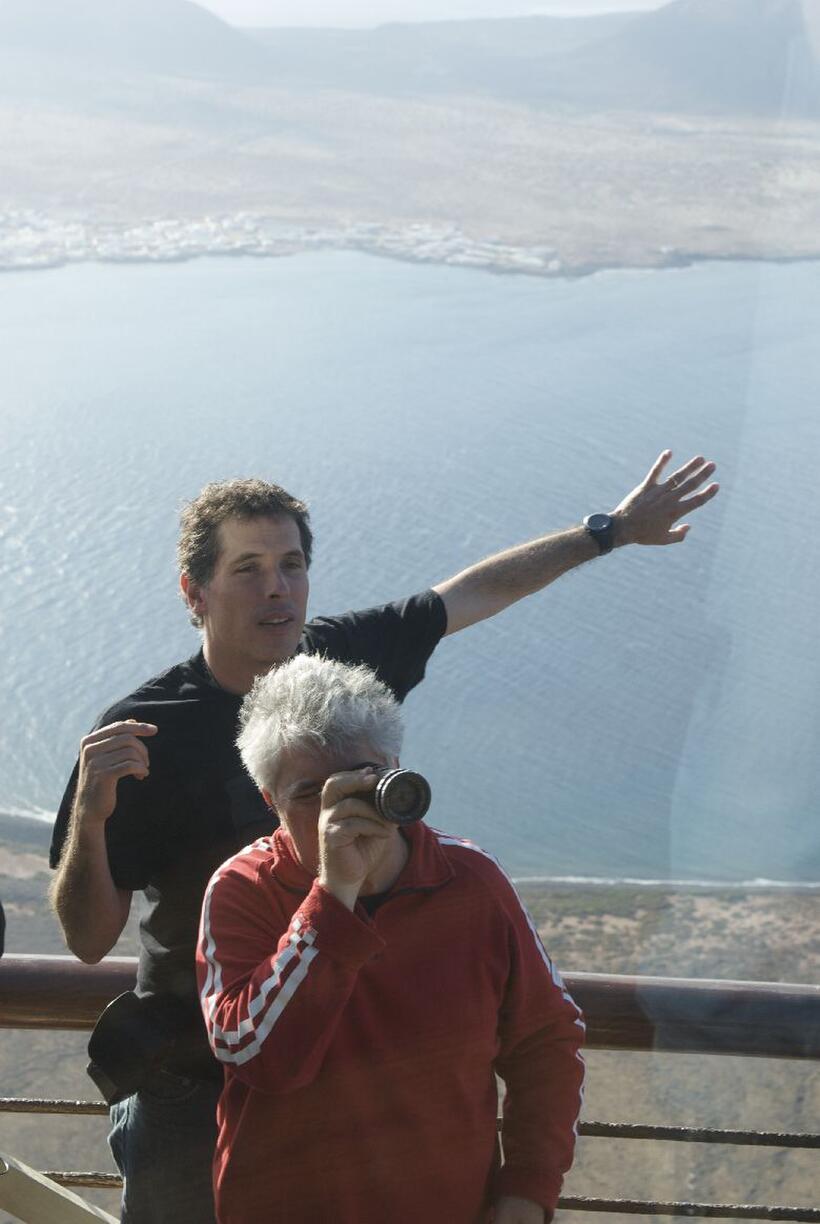 Rodrigo Prieto and Director Pedro Almodovar on the set of "Broken Embraces."