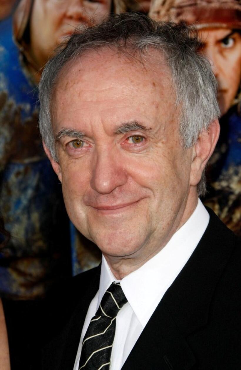 Jonathan Pryce at the premiere of "Leatherheads."