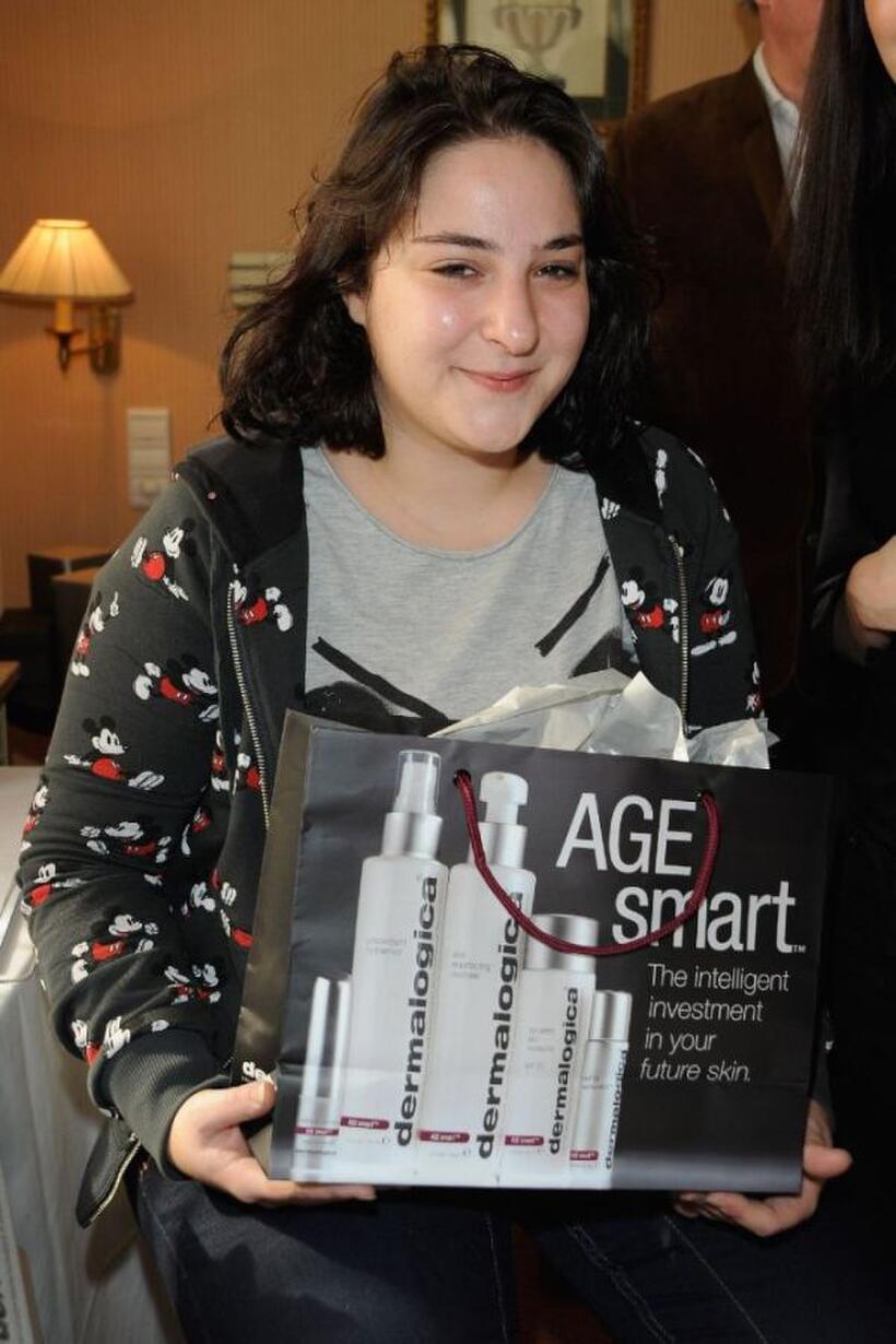 Marilou Berry at the "Espace Glamour Chic" Cesars gift lounge.