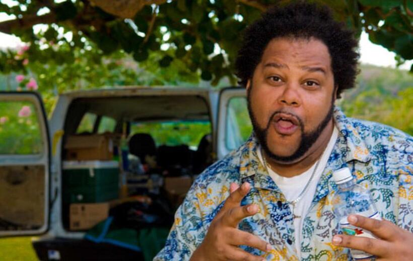 Tuffy Questell as Lawson Peakes in "Cayman Went."