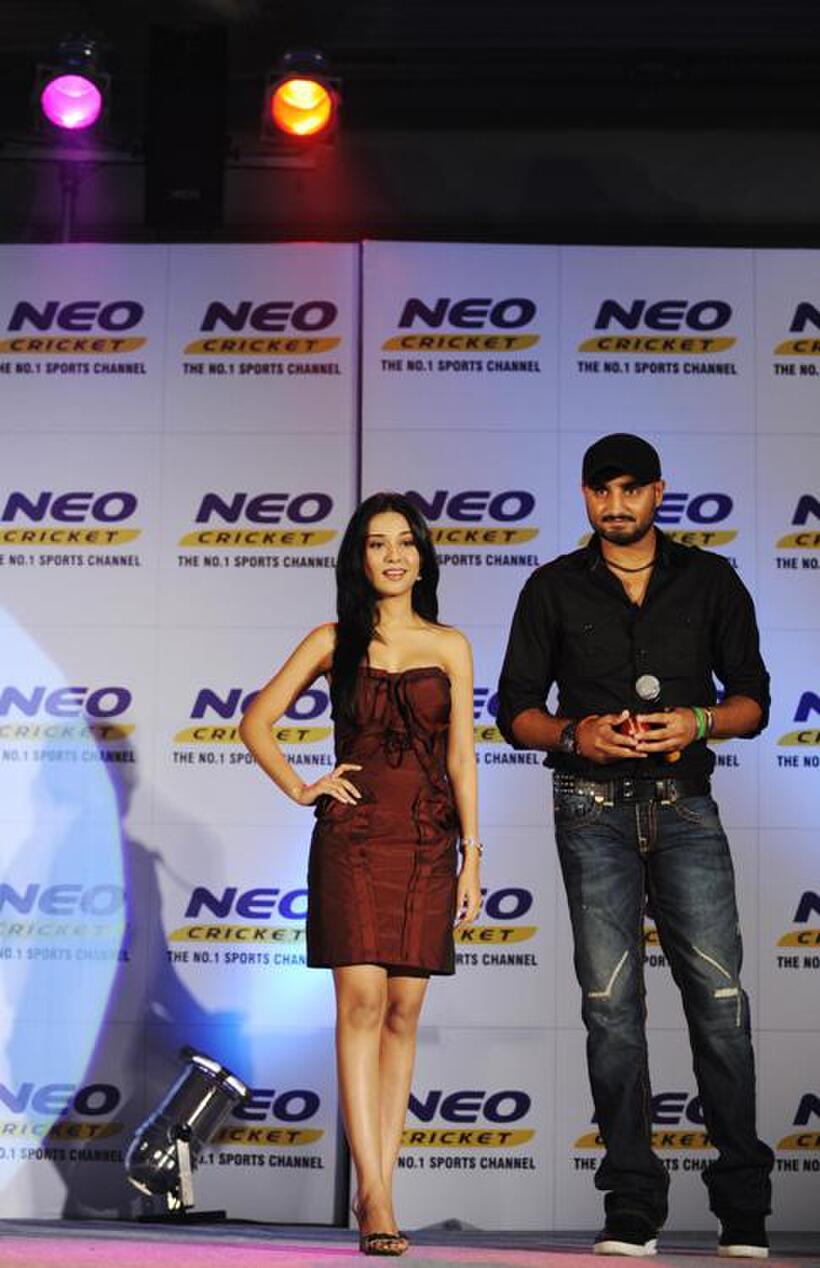 Amrita Rao and Harbhajan Singh at the promotional event for NEO Sports.