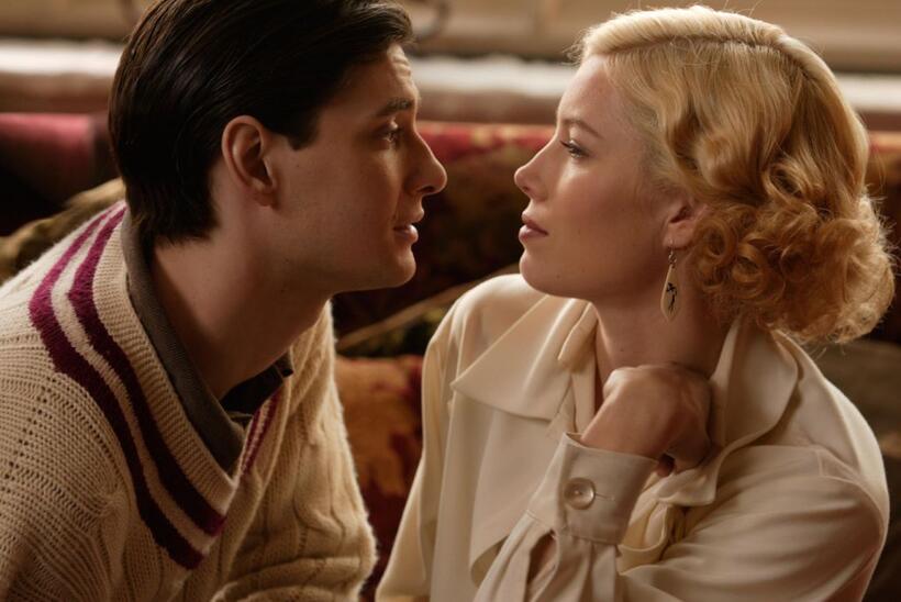 Ben Barnes as John and Jessica Biel as Larita in "Easy Virtue."