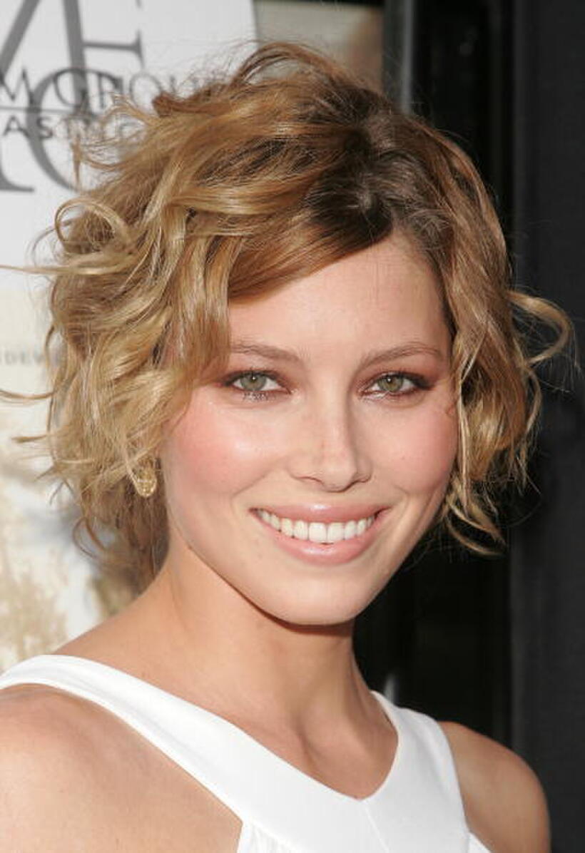 Jessica Biel at "The Illusionist" premiere.