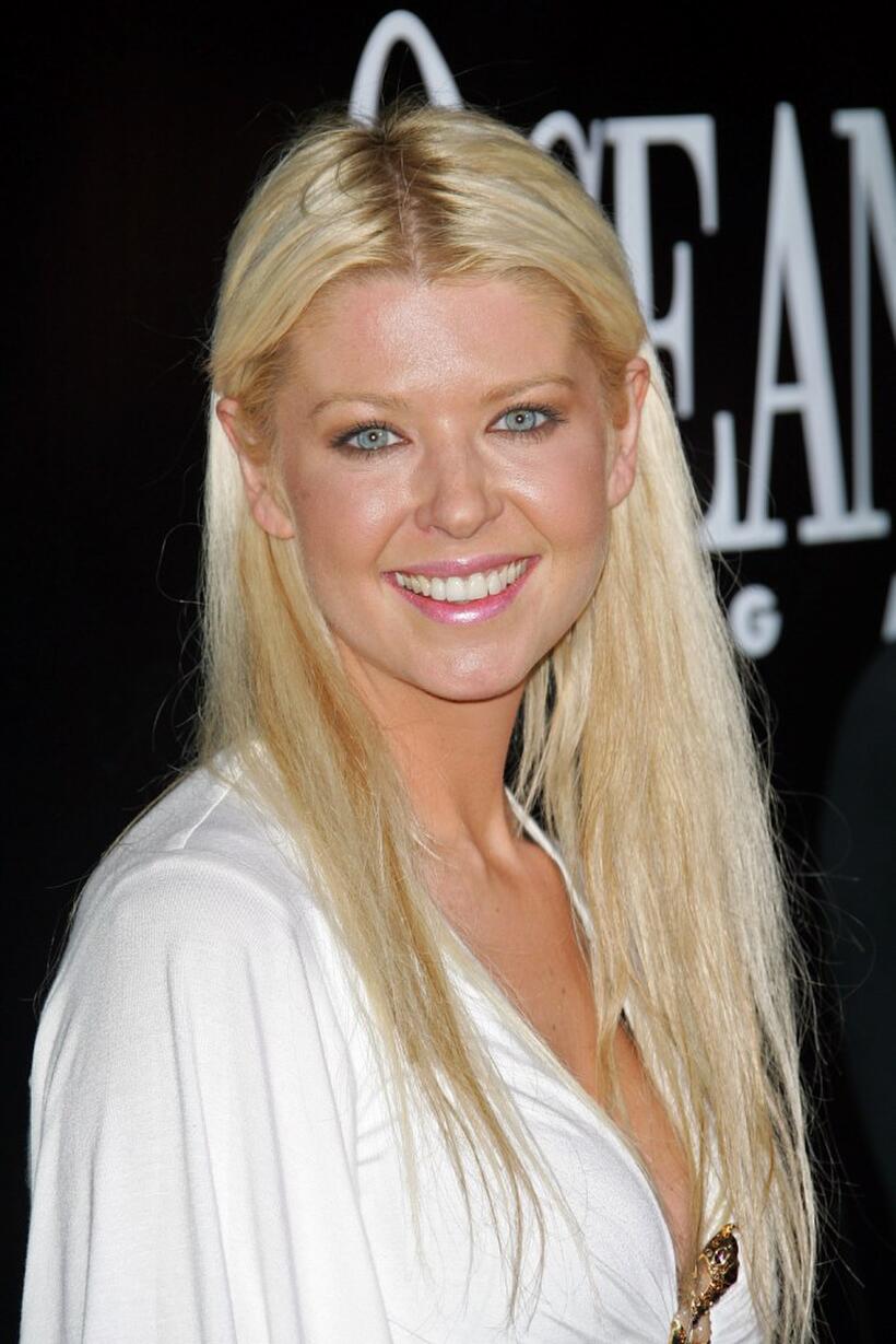 Tara Reid at the MarketAmerica.com SUPER XLI PARTY.