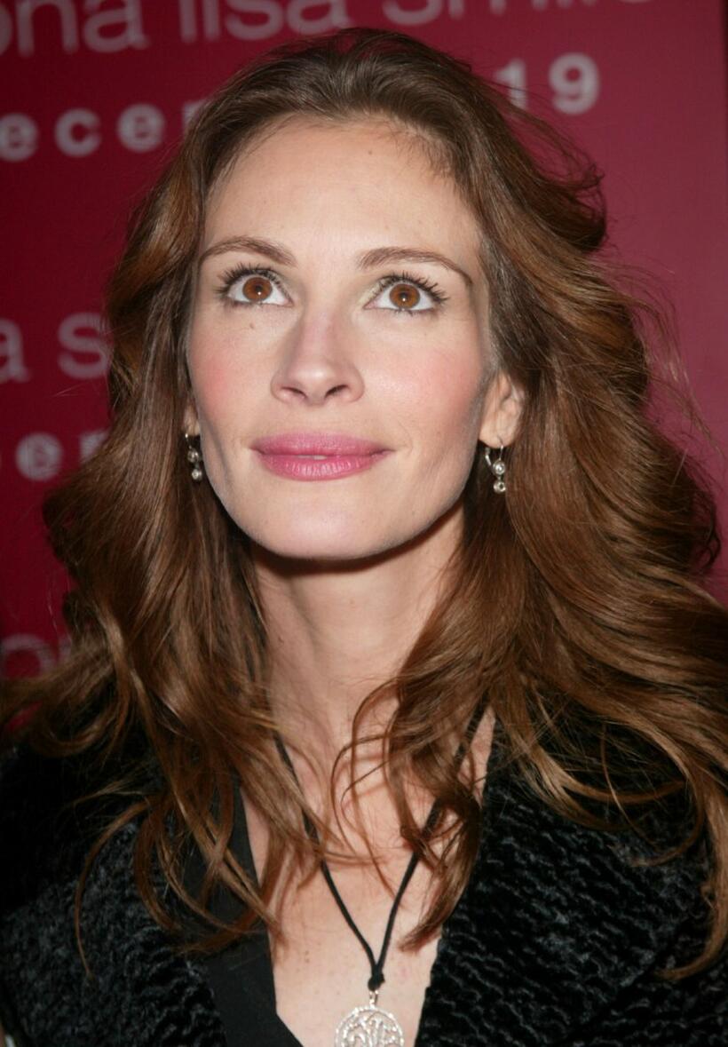 Julia Roberts at the New York premiere of "Mona Lisa Smile."