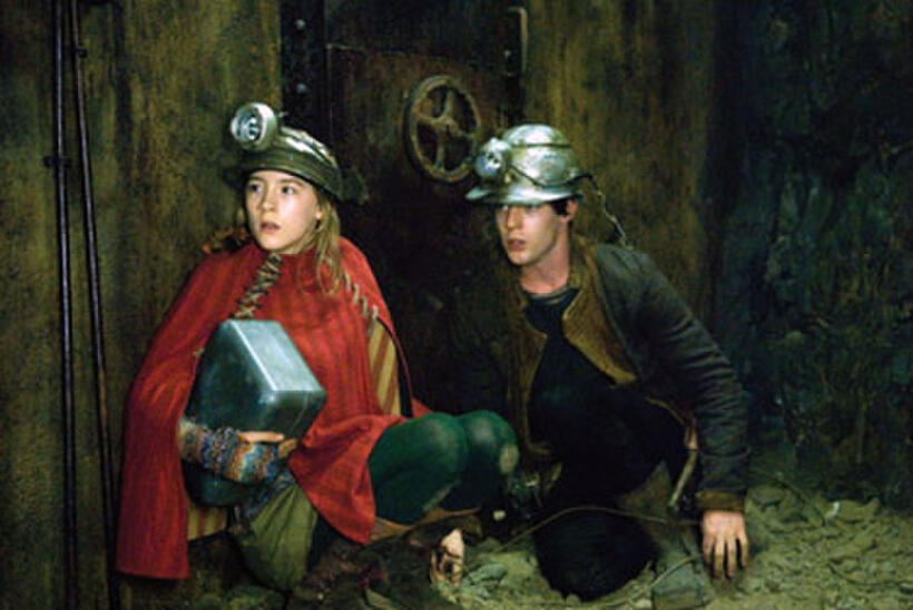 Saoirse Ronan and Harry Treadaway in "City of Ember."