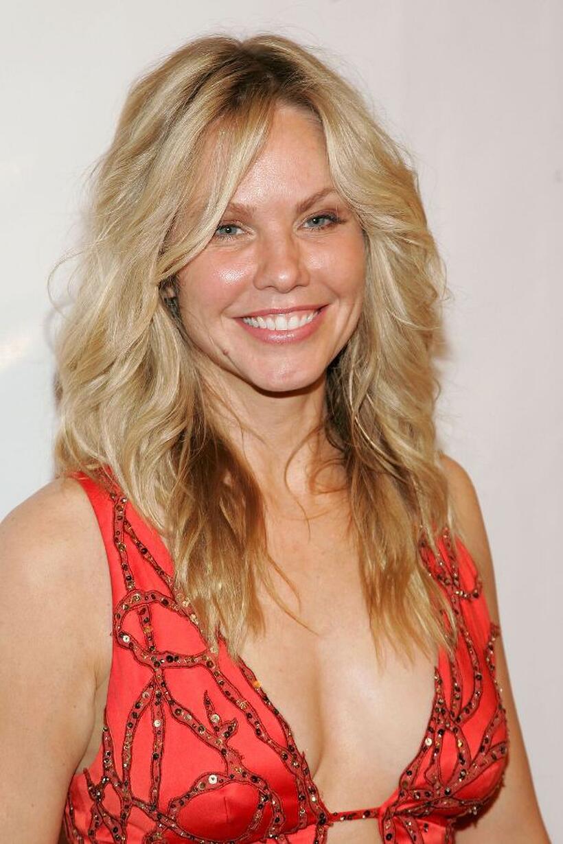 Andrea Roth at the premiere of "Rescue Me."