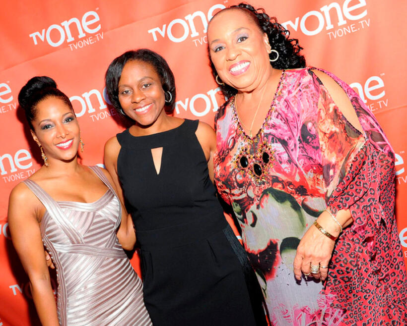 Noree Victoria, Alexus flank Woyna Lucas and Roz Ryan at the premiere of "The Rickey Smiley Show."