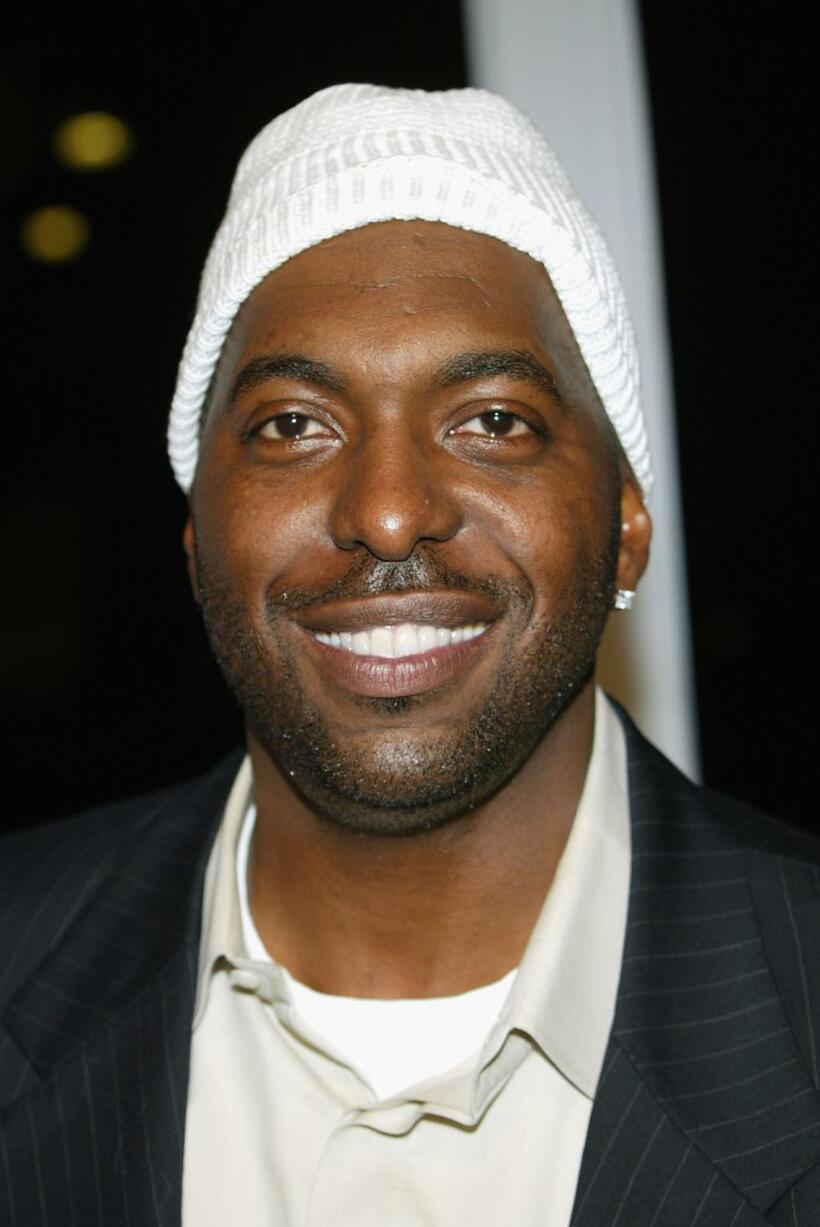 John Salley at the premiere of "Diary of a Mad Black Woman."