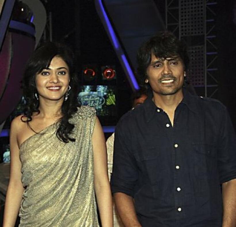 Sonal Sehgal and director Nagesh Kukunoor at the promotional event of "Aashayein."