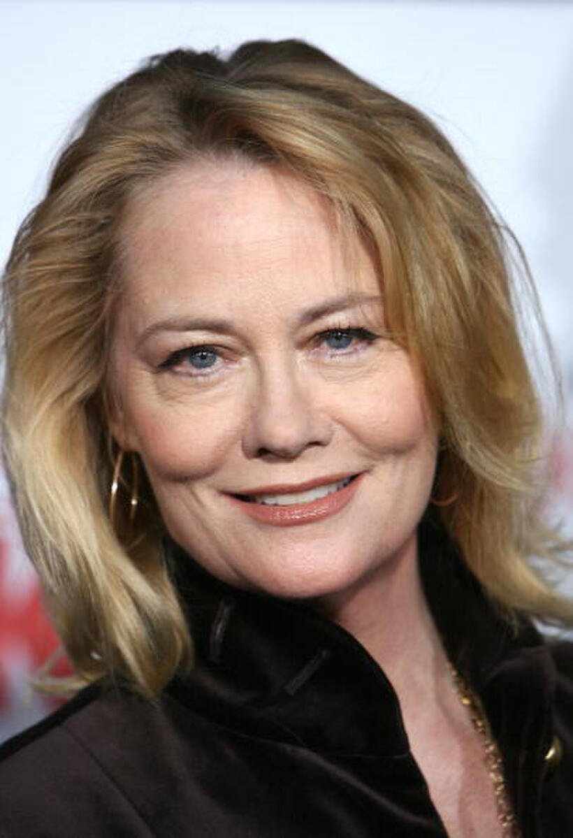 Cybill Shepherd at the premiere of "The Heartbreak Kid."