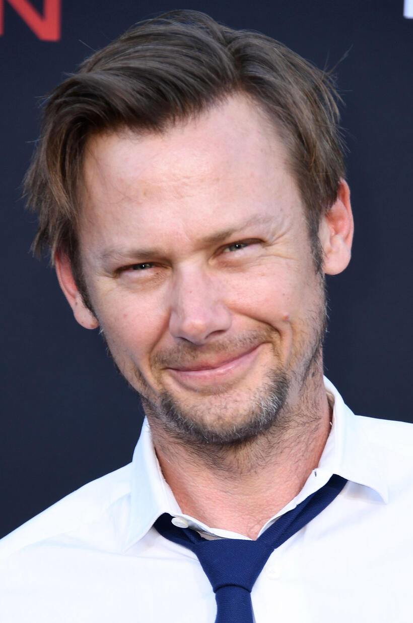 Jimmi Simpson at the Los Angeles premiere of "Angel Has Fallen". 