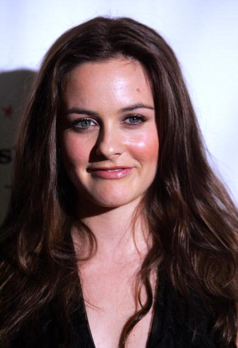 Alicia Silverstone at the "A Stellar Night" Gala Honoring Dakota Fanning by the Starlight Starbright Children's Foundation.