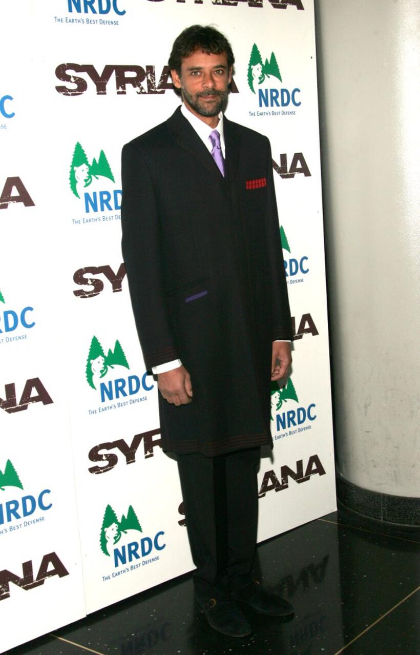 Alexander Siddig at the premiere of "Syriana."