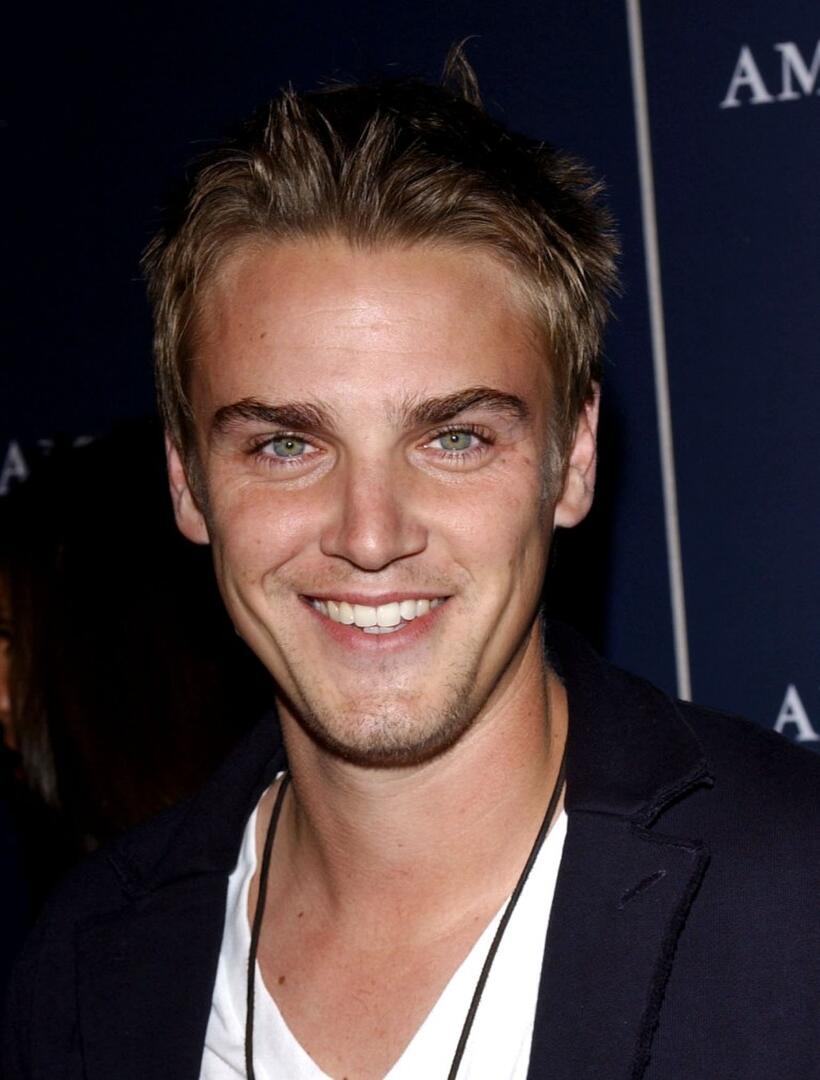 Riley Smith at the AE Jeans Will Rock You Campaign.