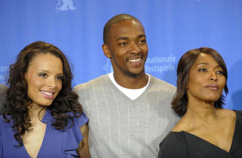Antonique Smith, Anthony Mackie and Angela Bassett at the photocall of "Notorious" during the 59th Berlinale Film Festival.