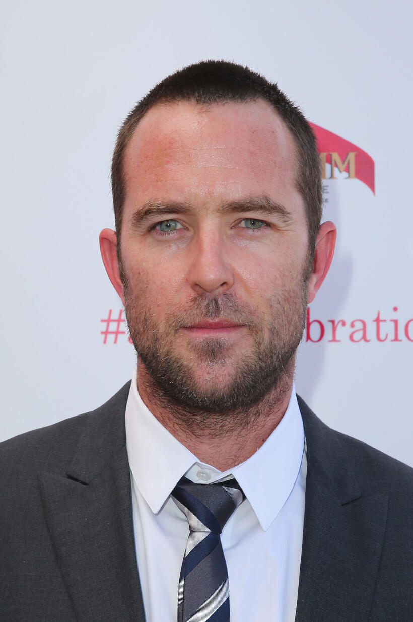 Sullivan Stapleton