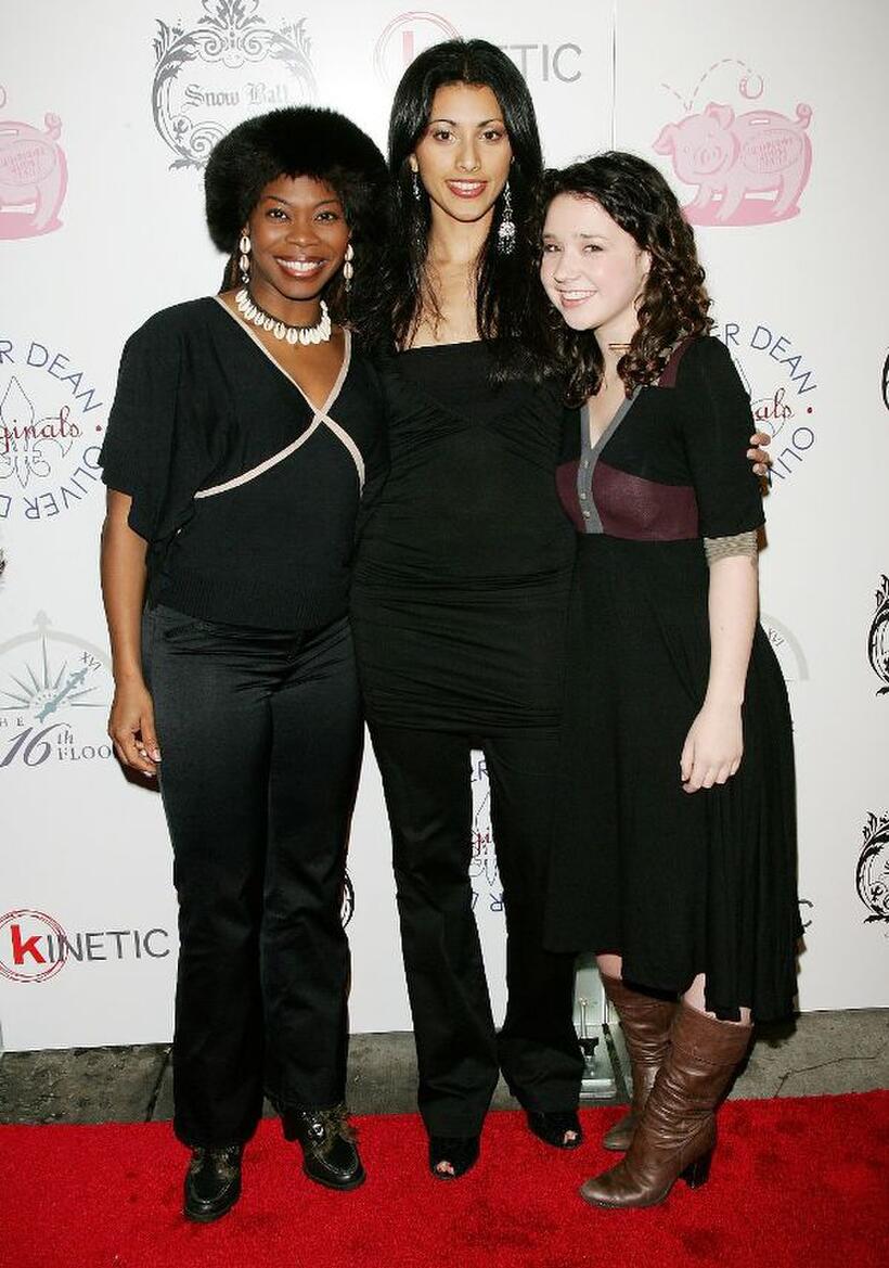 Darlesia Cearcy, Reshma Shetty and Sarah Steele at the 2006 Snow Ball Children's Benefit.