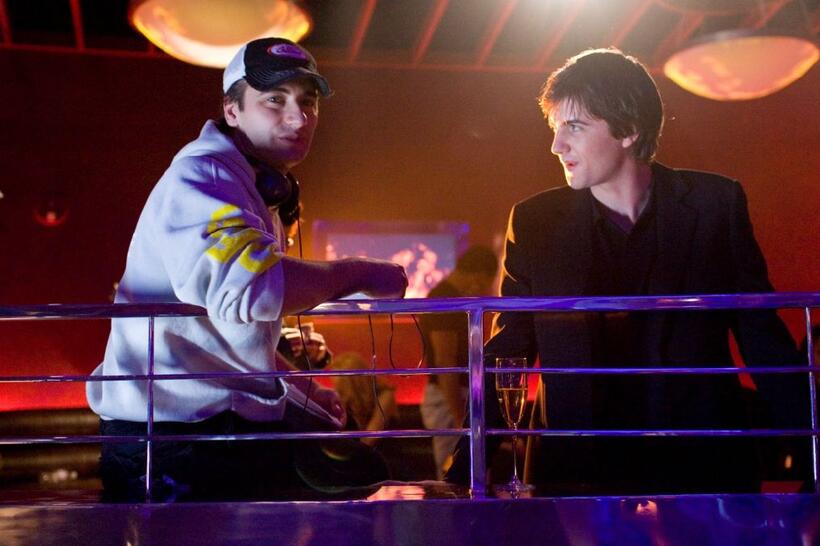 Director Robert Luketic and Jim Sturgess on the set of "21."