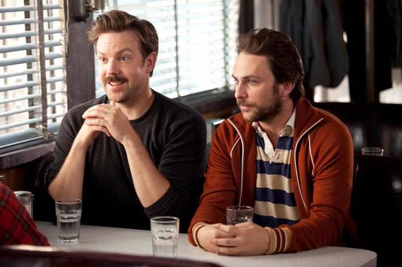 Jason Sudeikis as Box and Charlie Day as Dan in "Going the Distance."