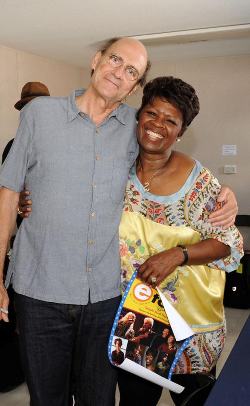 James Taylor and Irma Thomas at the 2009 New Orleans Jazz and Heritage Festival.