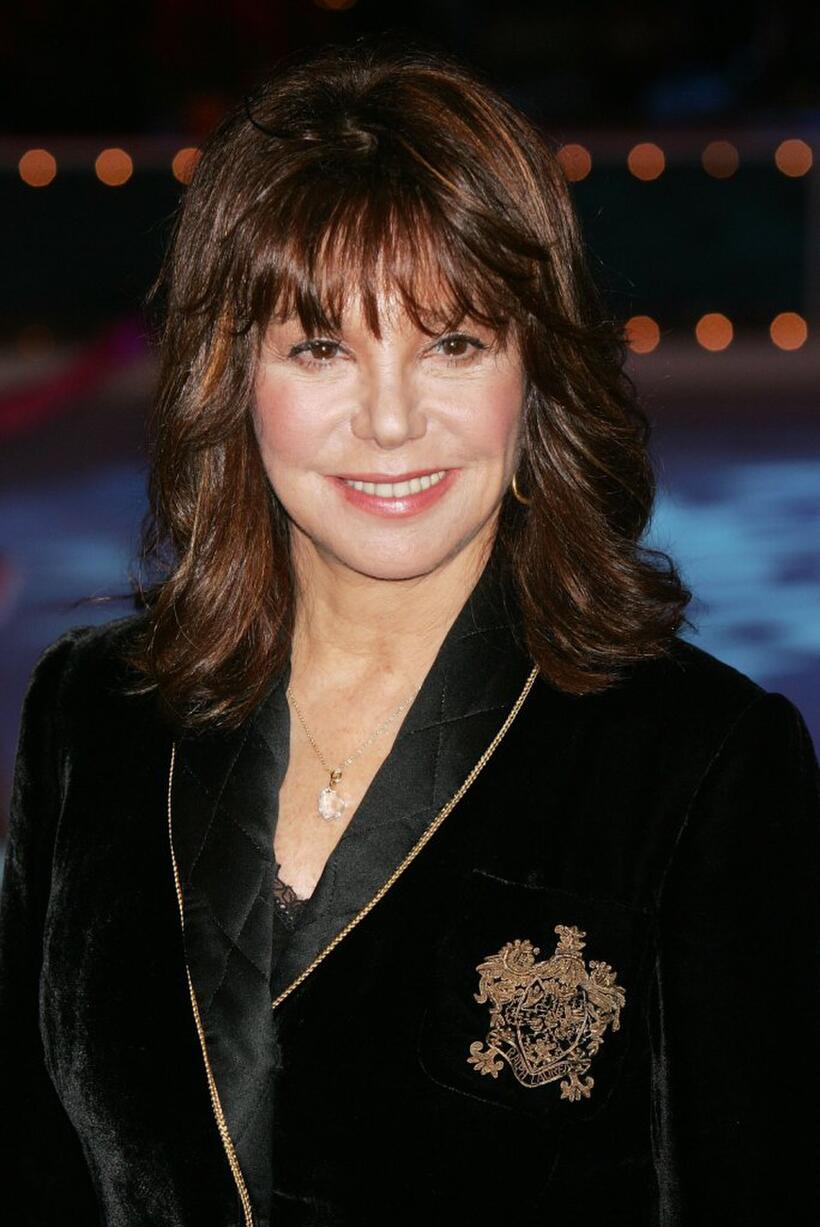 Marlo Thomas at the lighting of 74th annual Rockefeller Center tree.