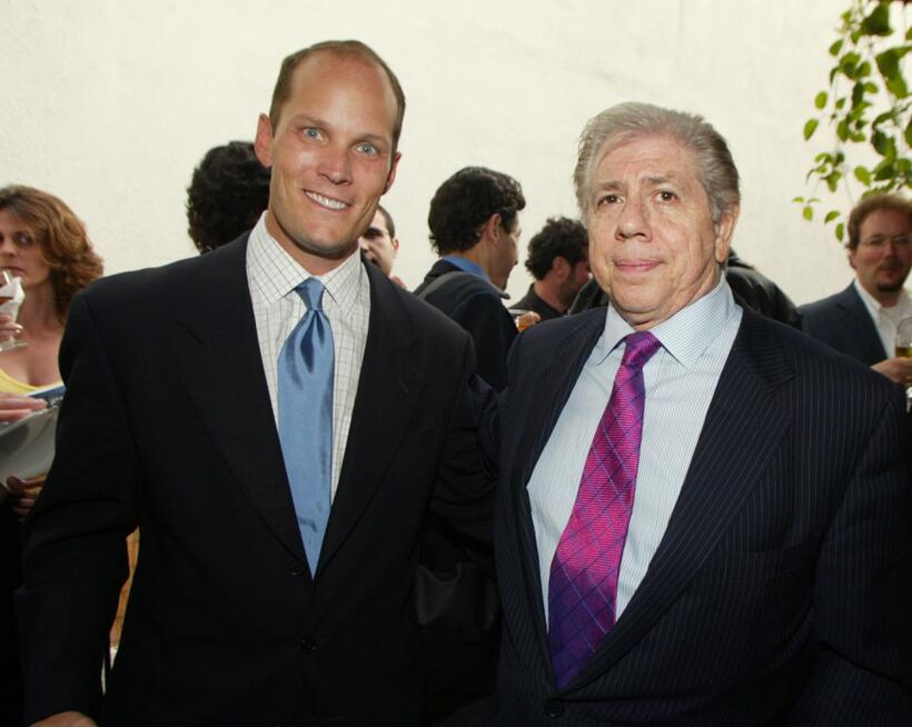 Charles Koones and Carl Bernstein at the Creative Coalitions' "Freedom of the Press During Wartime" panel discussion.