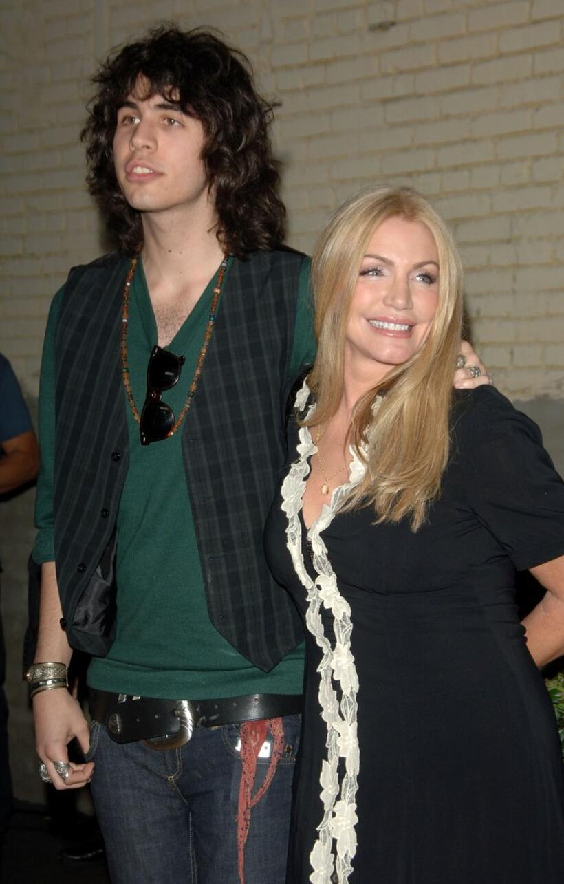 Shannon Tweed and Nick Simmons at the Us Hollywood 2007 Party.