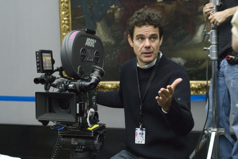 Director Tom Tykwer on the set of "The International."
