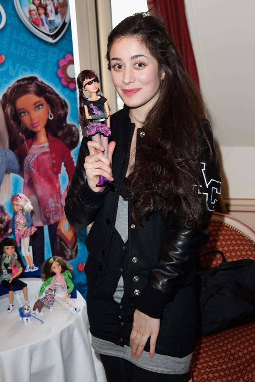 Fanny Valette at the "Espace Glamour Chic" Cesars Gift Lounge.