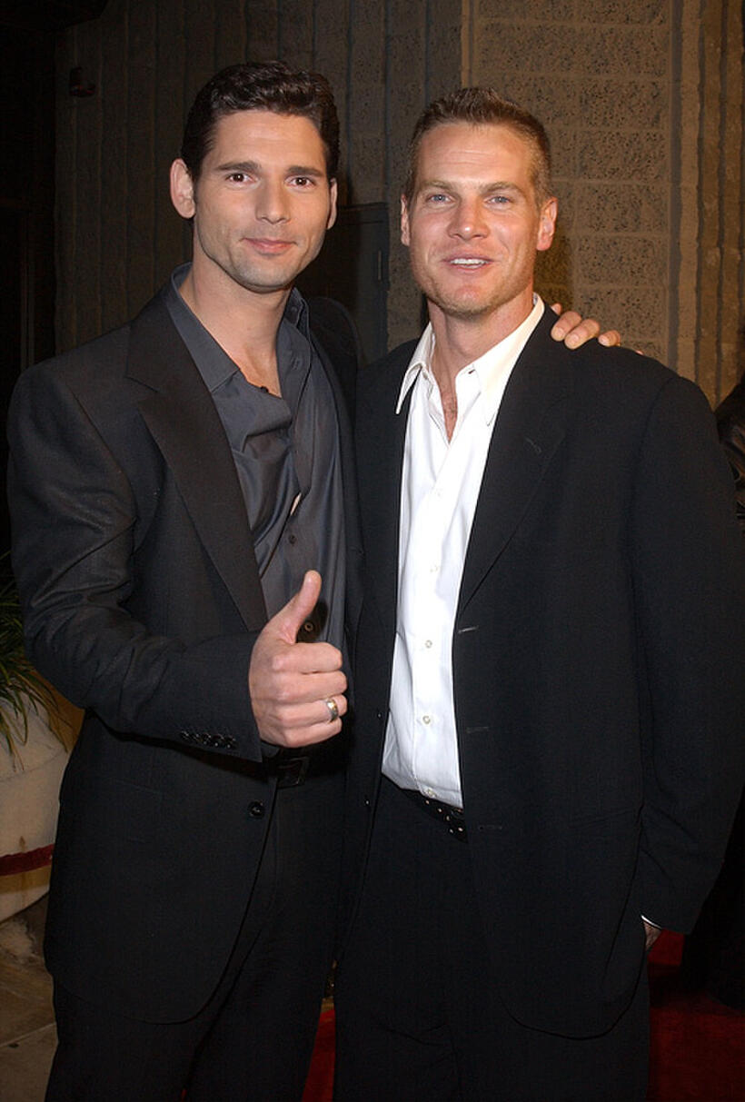 Eric Bana and Brian Van Holt at the California premiere of "Black Hawk Down."