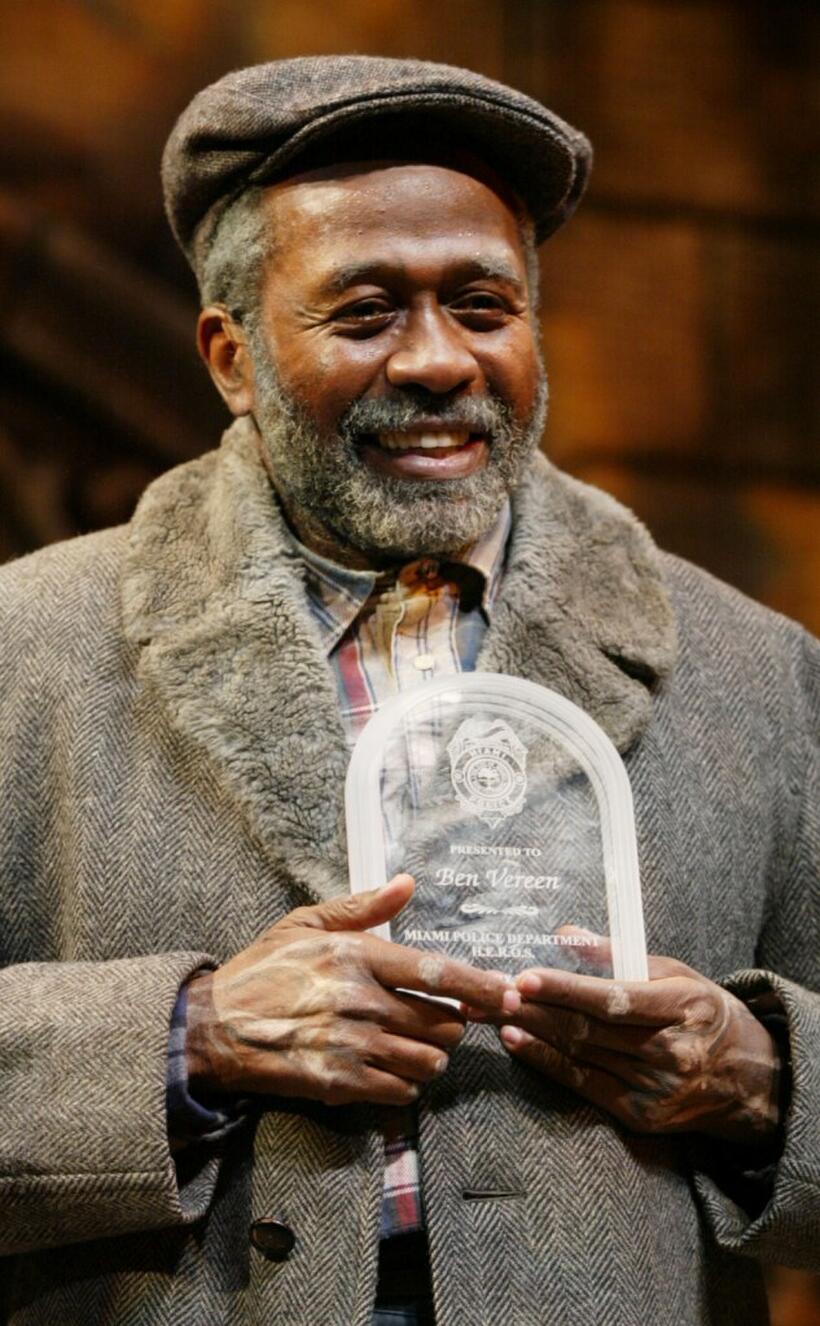 Ben Vereen holds his heroism award that he received from the City of Miami Police Department in Miami.