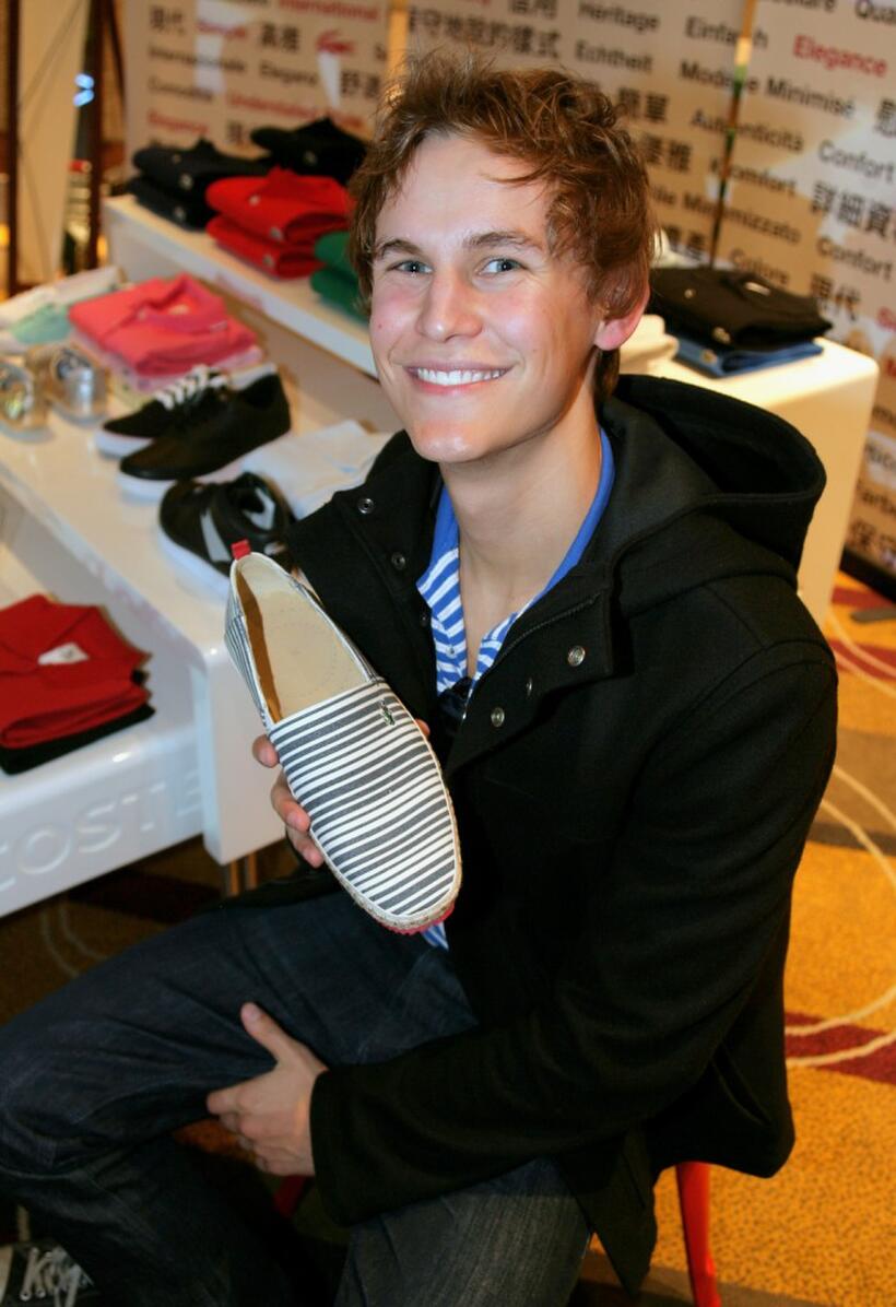 Rhys Wakefield at the "Stuff That Rocks" Gift Villa.